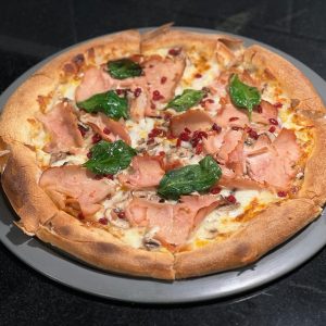 پیتزا بوقلمون