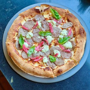 پیتزا بیف رینبو