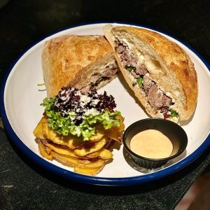 ساندویچ فیله استیک