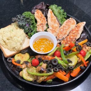 بشقاب مرغ سبزیجات