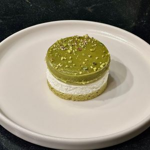 چیز کیک پسته